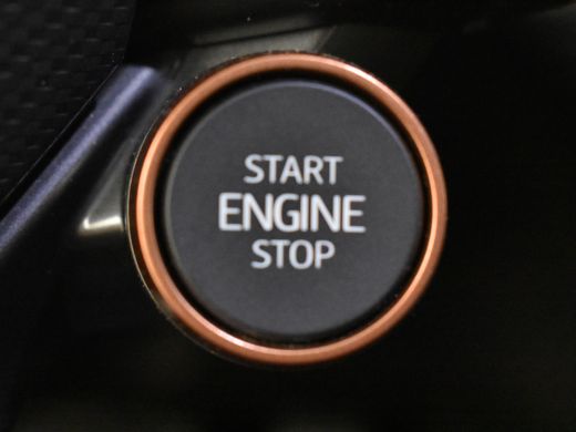 Seat Leon Sportstourer 1.4 e-Hybrid VZ Performance | Trekhaak |  Camera Achter | Elek. Stoel |  Cupra Supersport Stuur |... ActivLease financial lease