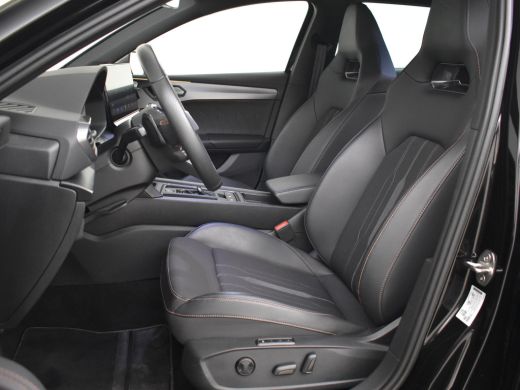 Seat Leon Sportstourer 1.4 e-Hybrid VZ Performance | Trekhaak |  Camera Achter | Elek. Stoel |  Cupra Supersport Stuur |... ActivLease financial lease