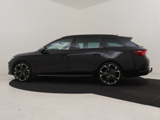 Seat Leon Sportstourer 1.4 e-Hybrid VZ Performance | Trekhaak |  Camera Achter | Elek. Stoel |  Cupra Supersport Stuur |... ActivLease financial lease