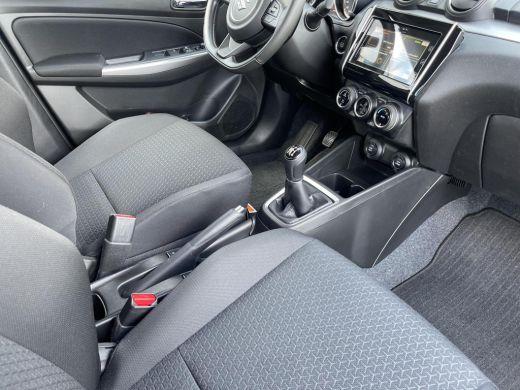 Suzuki Swift 1.2 Style Smart Hybrid Navigatiesysteem | Climate Control | Appel CarPlay & Android Auto | Stoelv... ActivLease financial lease