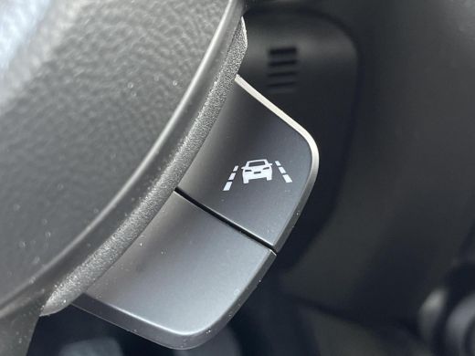 Suzuki Swift 1.2 Style Smart Hybrid Navigatiesysteem | Climate Control | Appel CarPlay & Android Auto | Stoelv... ActivLease financial lease