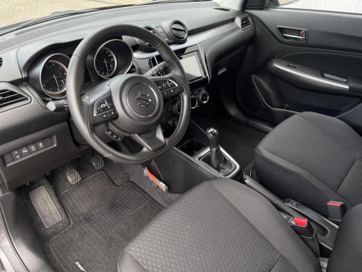 Suzuki Swift 1.2 Style Smart Hybrid Navigatiesysteem | Climate Control | Appel CarPlay & Android Auto | Stoelv... ActivLease financial lease