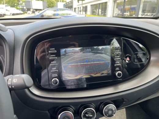 Toyota Aygo 1.0 VVT-i S-CVT Play Achteruitrijcamera/ Apple carplay ActivLease financial lease