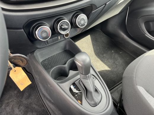 Toyota Aygo 1.0 VVT-i S-CVT Play Achteruitrijcamera/ Apple carplay ActivLease financial lease