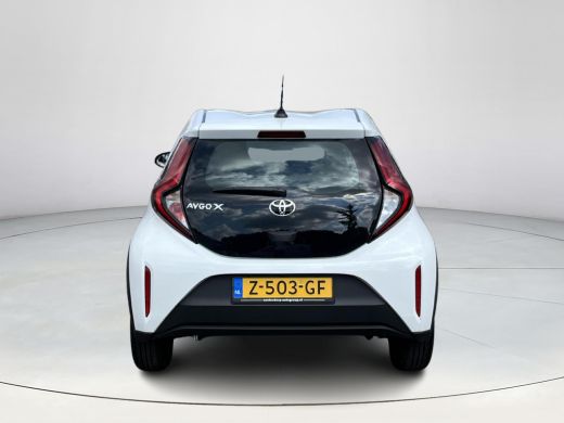 Toyota Aygo 1.0 VVT-i S-CVT Play Achteruitrijcamera/ Apple carplay ActivLease financial lease