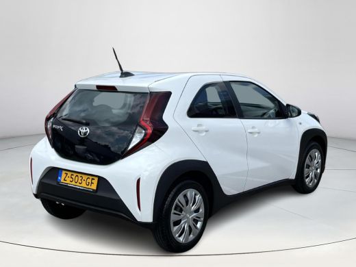 Toyota Aygo 1.0 VVT-i S-CVT Play Achteruitrijcamera/ Apple carplay ActivLease financial lease