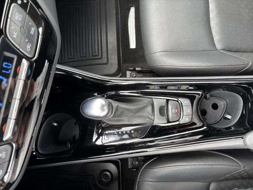Toyota C-HR 1.8 Hybrid Executive | All-in prijs | | Automaat | Leder bekleding ActivLease financial lease