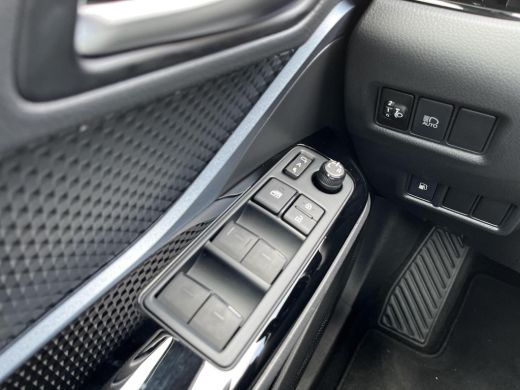 Toyota C-HR 2.0 Hybrid Style | Apple CarPlay/Android auto | Navigatie | Achteruitrijcamera ActivLease financial lease
