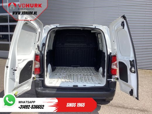 Toyota PROACE CITY 1.5 100 pk EXPORT ONLY Carplay/ Navi/ PDC/ Cruise/ Airco ActivLease financial lease