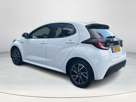 Toyota Yaris 1.5 Hybrid Dynamic | 06-10141018 Voor meer informatie ActivLease financial lease