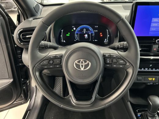 Toyota Yaris Cross 1.5 Hybrid 115 First Edition ActivLease financial lease