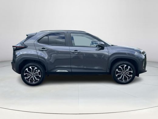 Toyota Yaris Cross 1.5 Hybrid 115 First Edition | Parkeersensoren | Stoel-+ stuurverwarming | Carplay | Keyless entry | ActivLease financial lease