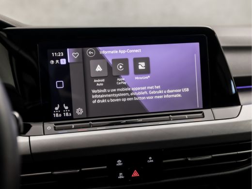 Volkswagen Golf 1.0 eTSI Sport Automaat (APPLE CARPLAY, GROOT NAVI, STUUR/STOELVERWARMING, SFEERVERLICHTING, PARK... ActivLease financial lease