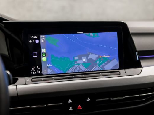 Volkswagen Golf 1.0 eTSI Sport Automaat (APPLE CARPLAY, GROOT NAVI, STUUR/STOELVERWARMING, SFEERVERLICHTING, PARK... ActivLease financial lease