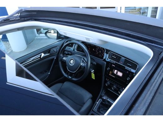 Volkswagen Golf 1.0 TSI Highline | ACC | Pano | Dynaudio | Massage | Carplay | Camera | Virtualcockpit | LED | ActivLease financial lease