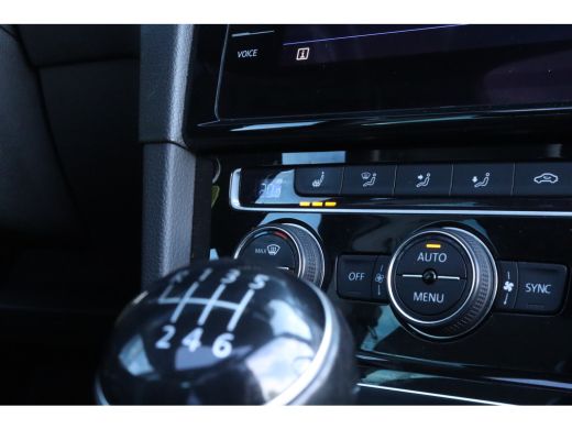 Volkswagen Golf 1.0 TSI Highline | ACC | Pano | Dynaudio | Massage | Carplay | Camera | Virtualcockpit | LED | ActivLease financial lease