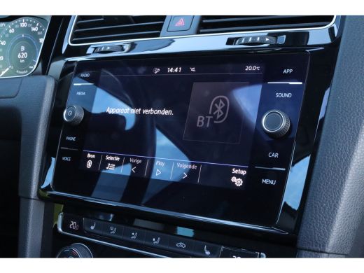 Volkswagen Golf 1.0 TSI Highline | ACC | Pano | Dynaudio | Massage | Carplay | Camera | Virtualcockpit | LED | ActivLease financial lease