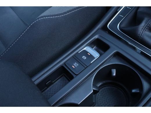 Volkswagen Golf 1.0 TSI Highline | ACC | Pano | Dynaudio | Massage | Carplay | Camera | Virtualcockpit | LED | ActivLease financial lease