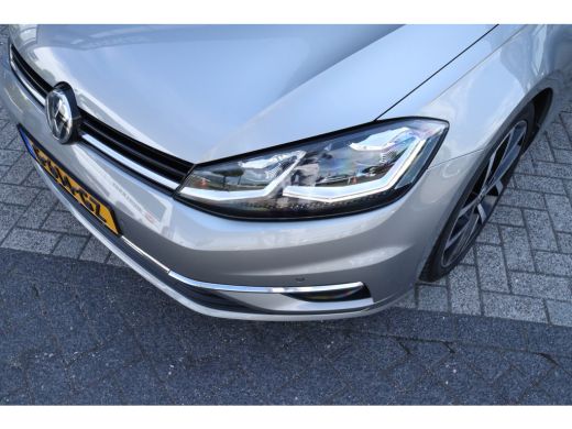 Volkswagen Golf 1.0 TSI Highline | ACC | Pano | Dynaudio | Massage | Carplay | Camera | Virtualcockpit | LED | ActivLease financial lease