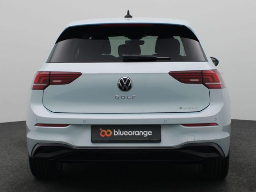Volkswagen Golf 1.5 eHybrid Life Edition 204pk DSG Adaptieve Cruise Controle, Navi via Apple Carplay/Android Auto... ActivLease financial lease