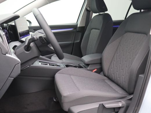 Volkswagen Golf 1.5 eHybrid Life Edition 204pk DSG Adaptieve Cruise Controle, Navi via Apple Carplay/Android Auto... ActivLease financial lease
