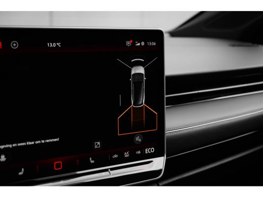 Volkswagen ID.7 Tourer Pro Business | Achterbank in ongelijke delen neerklapbaar incl. middenarmsteun en doorlaadmogelij... ActivLease financial lease
