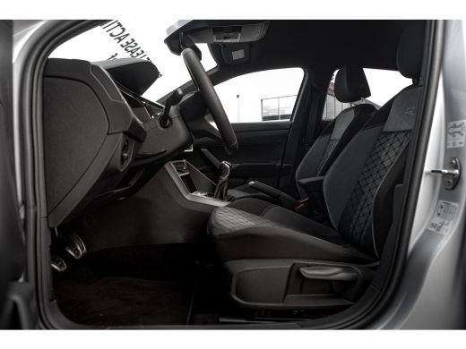 Volkswagen Taigo R-Line Edition Inclusief €2000,- inruilvoordeel | 'App-Connect' draadloze smartphone integratie |... ActivLease financial lease