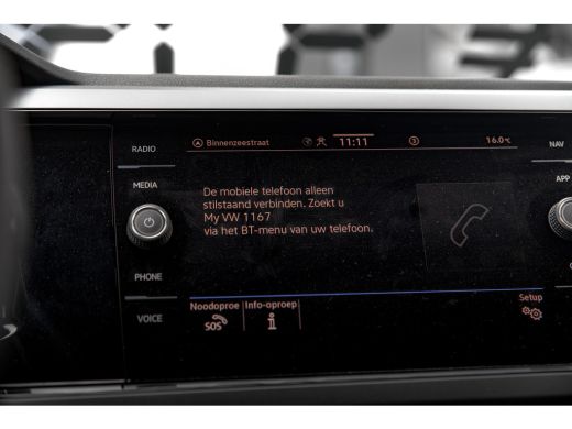 Volkswagen Taigo R-Line Edition Inclusief €2000,- inruilvoordeel | 'App-Connect' draadloze smartphone integratie |... ActivLease financial lease