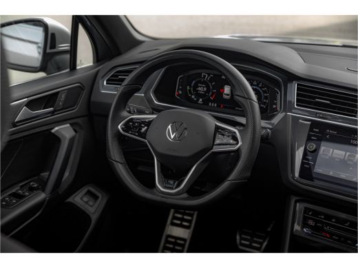 Volkswagen Tiguan 1.4 TSI eHybrid R-Line Business+ | Panorama Dak | Leder | ActivLease financial lease
