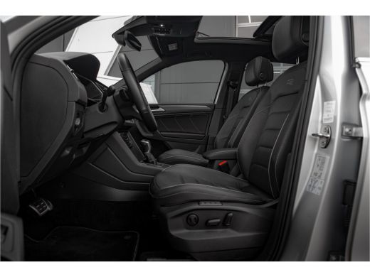 Volkswagen Tiguan 1.4 TSI eHybrid R-Line Business+ | Panorama Dak | Leder | ActivLease financial lease
