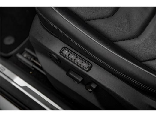 Volkswagen Tiguan 1.4 TSI eHybrid R-Line Business+ | Panorama Dak | Leder | ActivLease financial lease