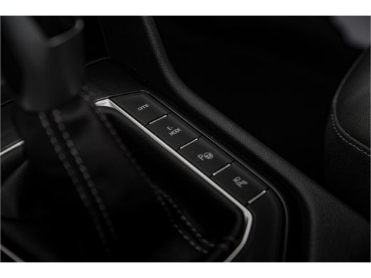 Volkswagen Tiguan 1.4 TSI eHybrid R-Line Business+ | Panorama Dak | Leder | ActivLease financial lease