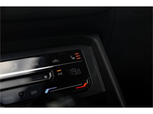 Volkswagen Tiguan 1.4 TSI eHybrid R-Line Business+ | Panorama Dak | Leder | ActivLease financial lease