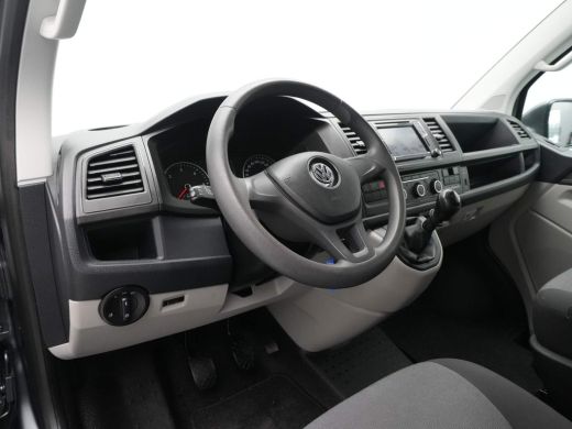 Volkswagen Transporter 2.0 TDI 102pk L2H1 DC Navigatie Airco Cruise Bluetooth ActivLease financial lease