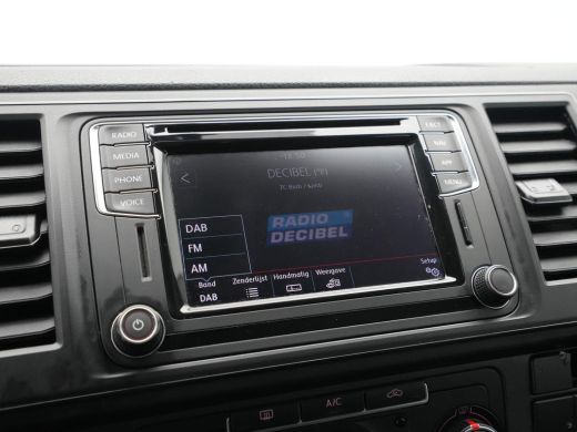 Volkswagen Transporter 2.0 TDI 102pk L2H1 DC Navigatie Airco Cruise Bluetooth ActivLease financial lease