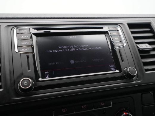 Volkswagen Transporter 2.0 TDI 102pk L2H1 DC Navigatie Airco Cruise Bluetooth ActivLease financial lease