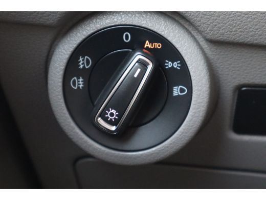 Volkswagen Transporter | Achteruitrijcamera | Apple Carplay/Android Auto|telefoonintegratie premium | Kunstlederen bekle... ActivLease financial lease