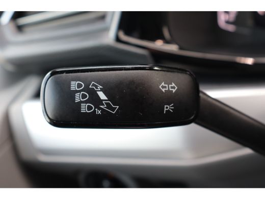 Volkswagen Transporter | Achteruitrijcamera | Apple Carplay/Android Auto|telefoonintegratie premium | Kunstlederen bekle... ActivLease financial lease