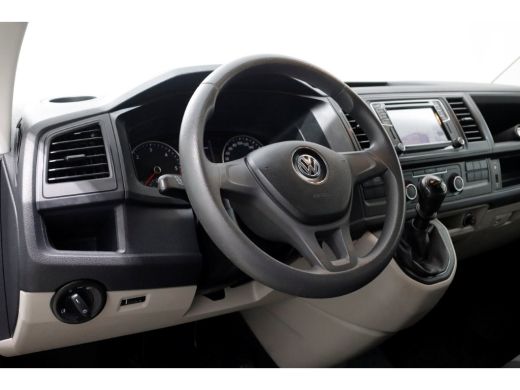 Volkswagen Transporter T6 2.0 TDI 102pk L2H2 Airco/Navi/Achterklep 07-2018 ActivLease financial lease