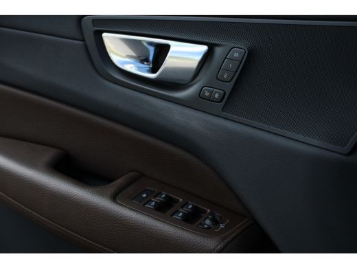 Volvo  XC60 T6 AWD Inscription | Panoramadak | Memory | Standkachel | Getint glas | Trekhaak | 20-Inch ActivLease financial lease