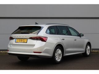 Skoda Octavia Combi 1.0 TSI BNS Ed. | LED | Elec. A.Klep | KeyLess | CarPlay | Climate & Cruise C. | Navi | LMV...