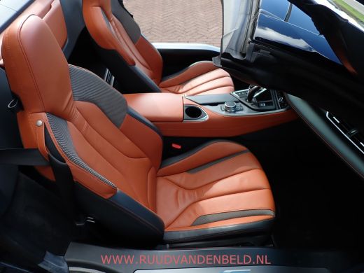 BMW i8 Roadster 1.5 HEADUP/CARPLAY/LASERLIGHT/20''/HARMANKARDON ActivLease financial lease