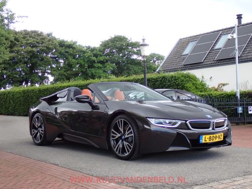 BMW i8 Roadster 1.5 HEADUP/CARPLAY/LASERLIGHT/20''/HARMANKARDON ActivLease financial lease
