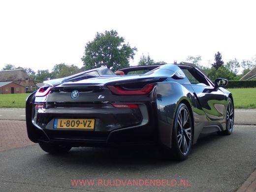 BMW i8 Roadster 1.5 HEADUP/CARPLAY/LASERLIGHT/20''/HARMANKARDON ActivLease financial lease