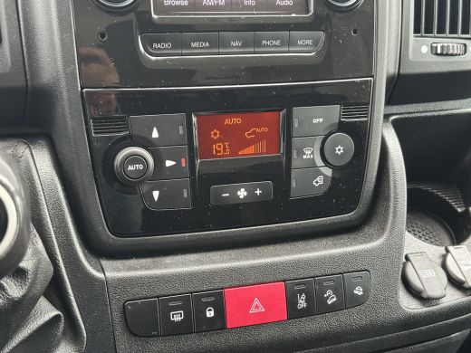 Citroën Jumper 35 2.2 BlueHDi 120 L2H2 2x schuifdeur ActivLease financial lease