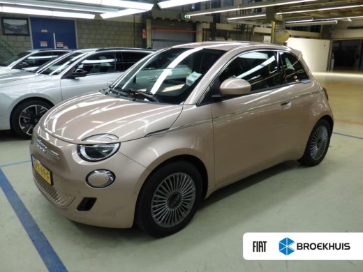 Fiat 500E Urban 42 kWh | Pack Style & Comfort | Achteruitrijcamera | Dodehoek-Detectie | Parkeersensoren | ... Fiat 500E Urban 42 kWh | Pack Style & Comfort | Achteruitrijcamera | Dodehoek-Detectie | Parkeersensoren | ...