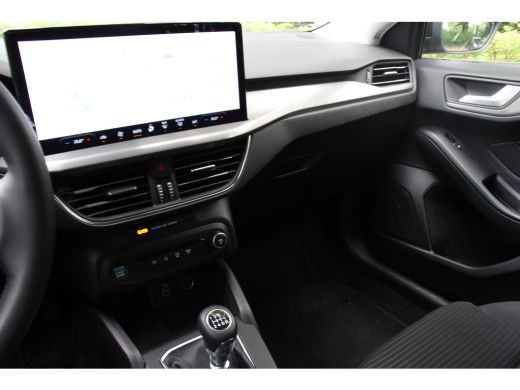 Ford Focus 1.0EB HYBRID TITANIUM | NL-AUTO! | 1 EIGENAAR! | GROOT SCHERM NAVI | DRAADLOOS CARPLAY | CLIMA | ... ActivLease financial lease