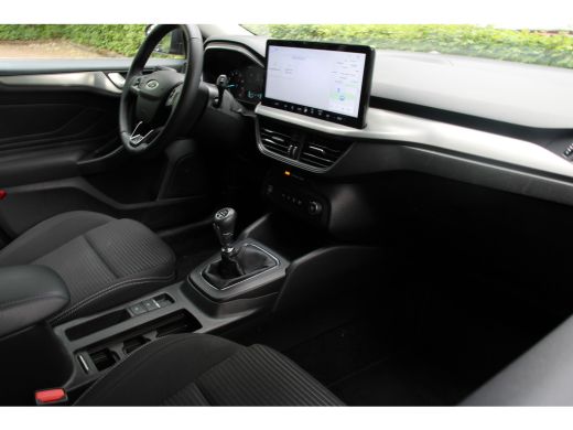 Ford Focus 1.0EB HYBRID TITANIUM | NL-AUTO! | 1 EIGENAAR! | GROOT SCHERM NAVI | DRAADLOOS CARPLAY | CLIMA | ... ActivLease financial lease