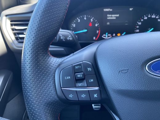 Ford FOCUS Wagon 125 PK EcoBoost ST Line-X | TREKHAAK WEGKLAPBAAR| B&O SOUND| CAMERA| DAB| NAVIGATIE| PARKEERSENSO... ActivLease financial lease