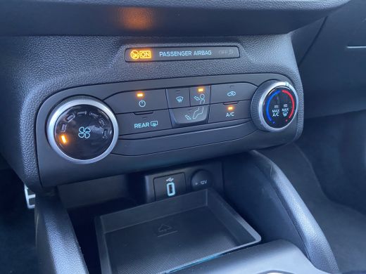Ford FOCUS Wagon 125 PK EcoBoost ST Line-X | TREKHAAK WEGKLAPBAAR| B&O SOUND| CAMERA| DAB| NAVIGATIE| PARKEERSENSO... ActivLease financial lease